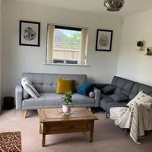 https://the-hive-dorlahomes-barking-close-to-london.brighton-hotels-england.com